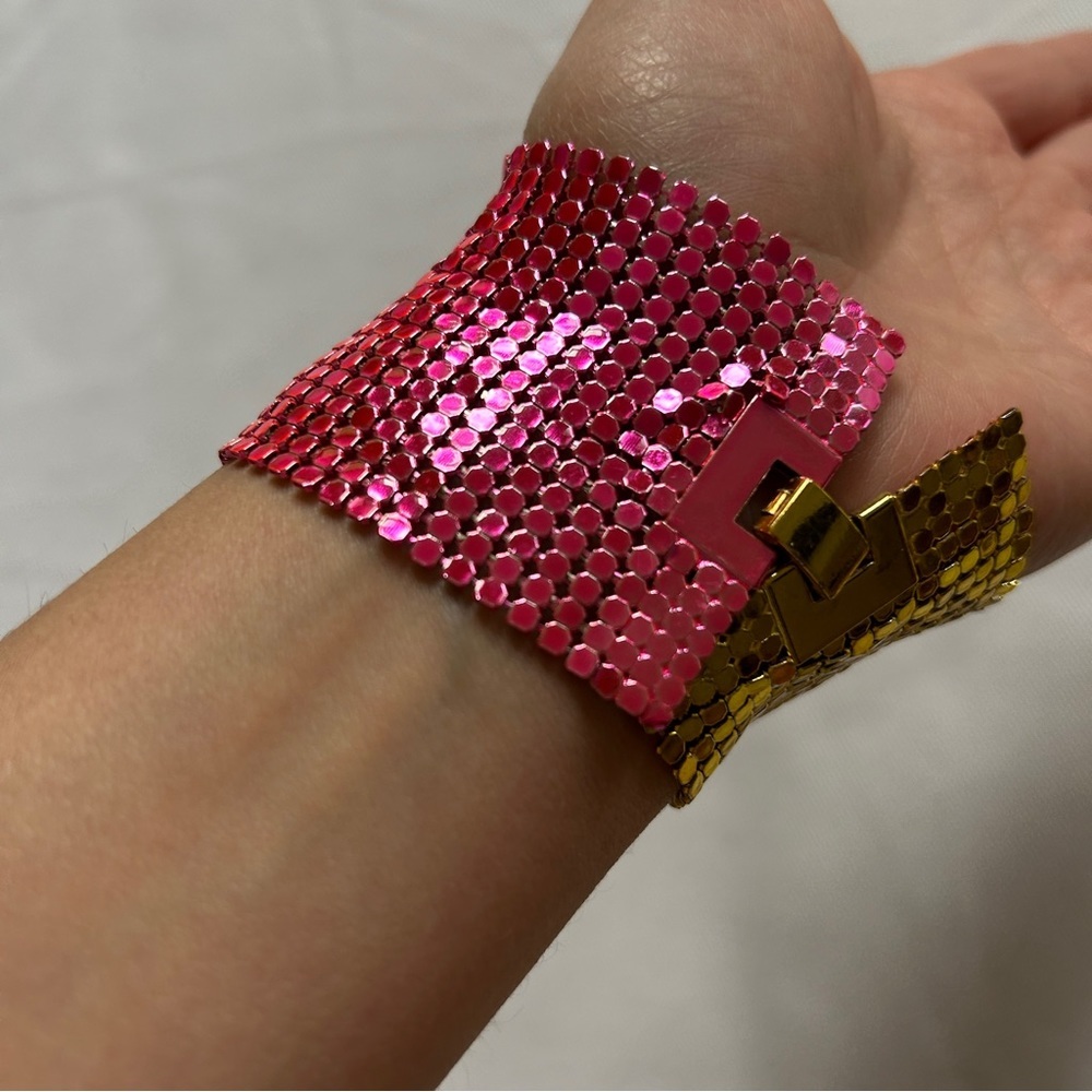 Vintage Y2K gold and pink ombré chain mail‎  cuff / statement bracelet - Picture 2 of 5